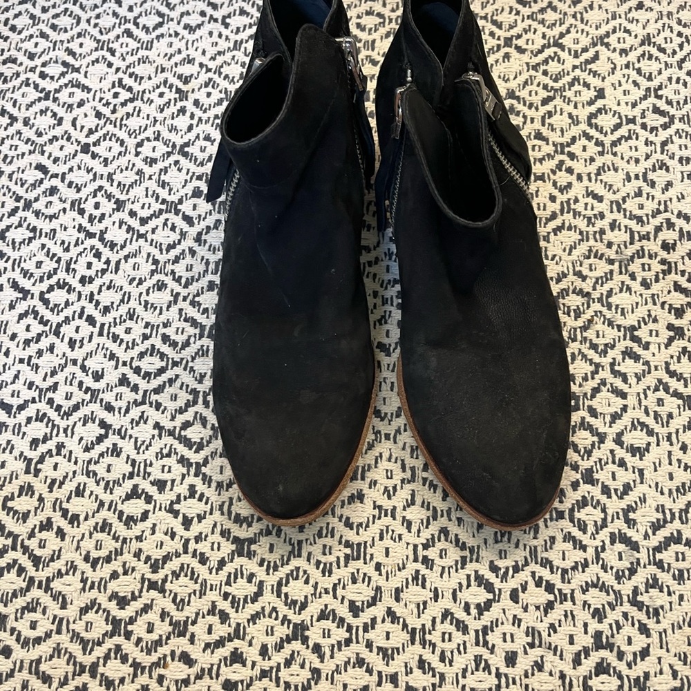 Sam Edelman Black Ankle Booties Suede Minimalist Design